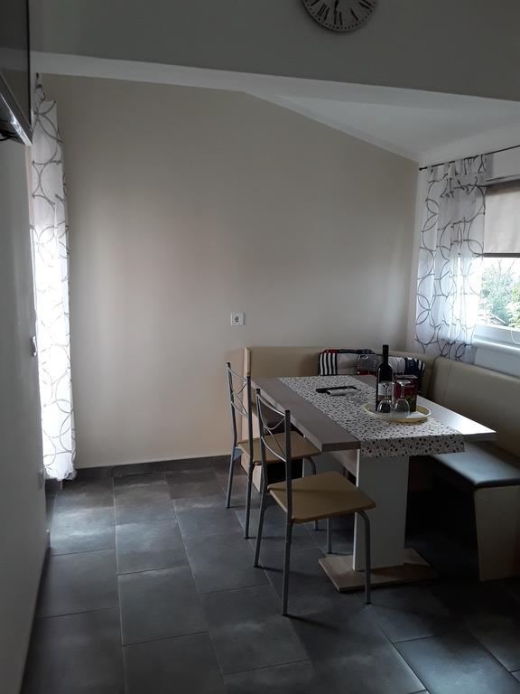 פאז'אנה Apartment Anita מראה חיצוני תמונה